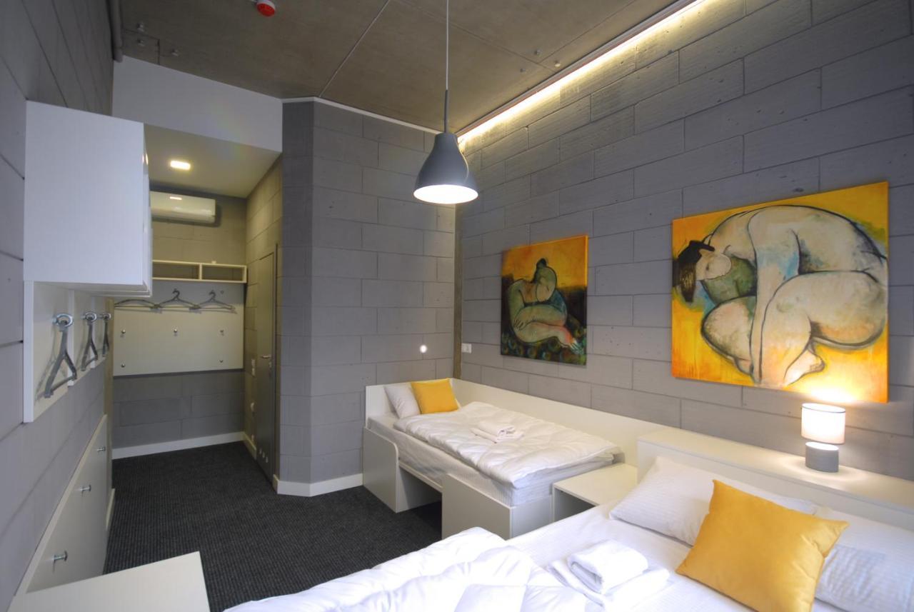 Cubby Hotel Lemberg Exterior foto